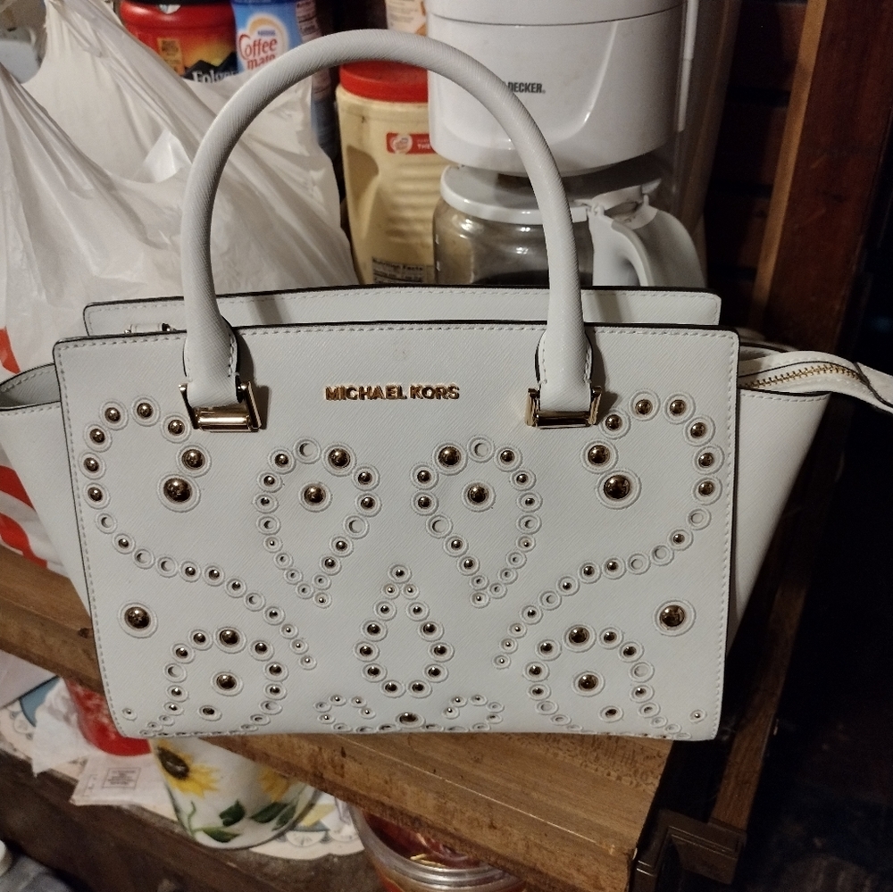 Woman's handbag